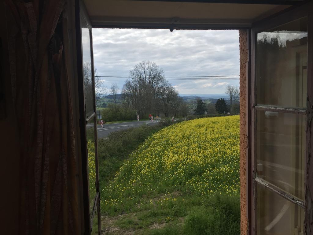 Hotel Saint Pierre Les Sauvages  외부 사진