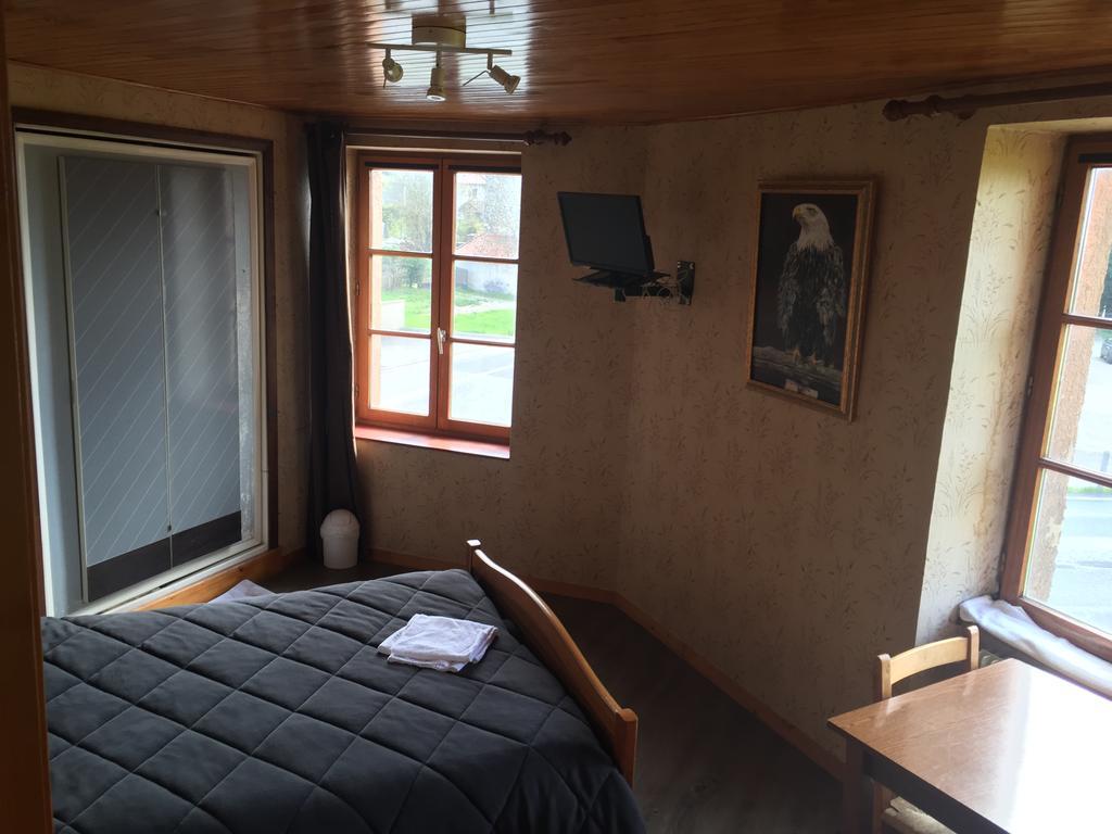 Hotel Saint Pierre Les Sauvages  외부 사진