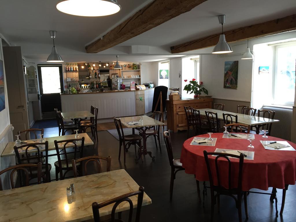 Hotel Saint Pierre Les Sauvages  외부 사진