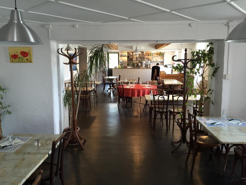Hotel Saint Pierre Les Sauvages  외부 사진
